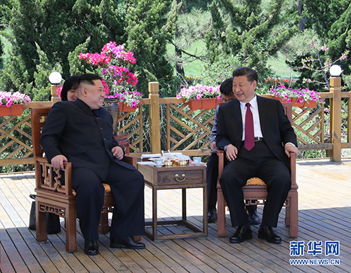 5月7日至8日,中共中央总书记、国家主席习近平同朝鲜劳动党委员长、国务委员会委员长金正恩在大连举行会晤。 新华社记者 鞠鹏 摄